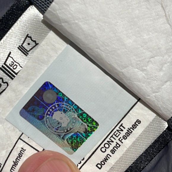 Canada Goose Alliston Lightweight Packable Down Filled Coat Medium - Picture 17 of 17